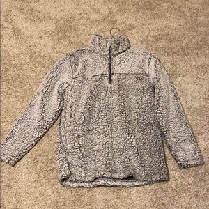 Monochromatic sweatshirt